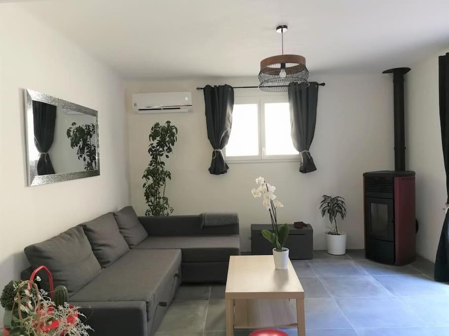 Petit Cocon Apartment Courthezon Ngoại thất bức ảnh