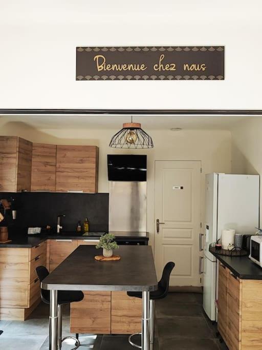 Petit Cocon Apartment Courthezon Ngoại thất bức ảnh