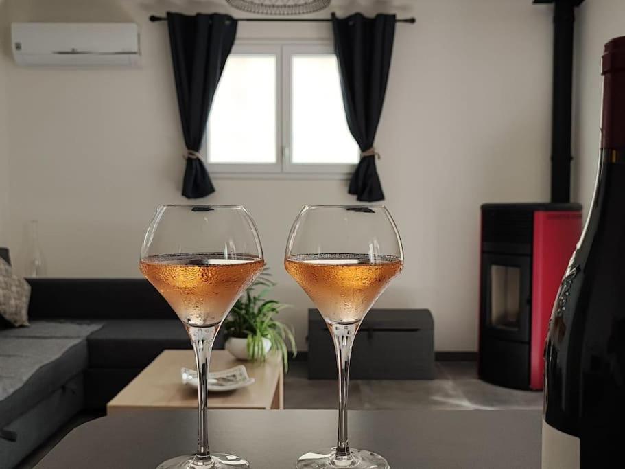 Petit Cocon Apartment Courthezon Ngoại thất bức ảnh