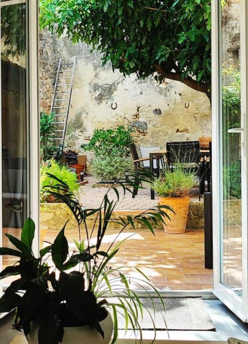 Petit Cocon Apartment Courthezon Ngoại thất bức ảnh